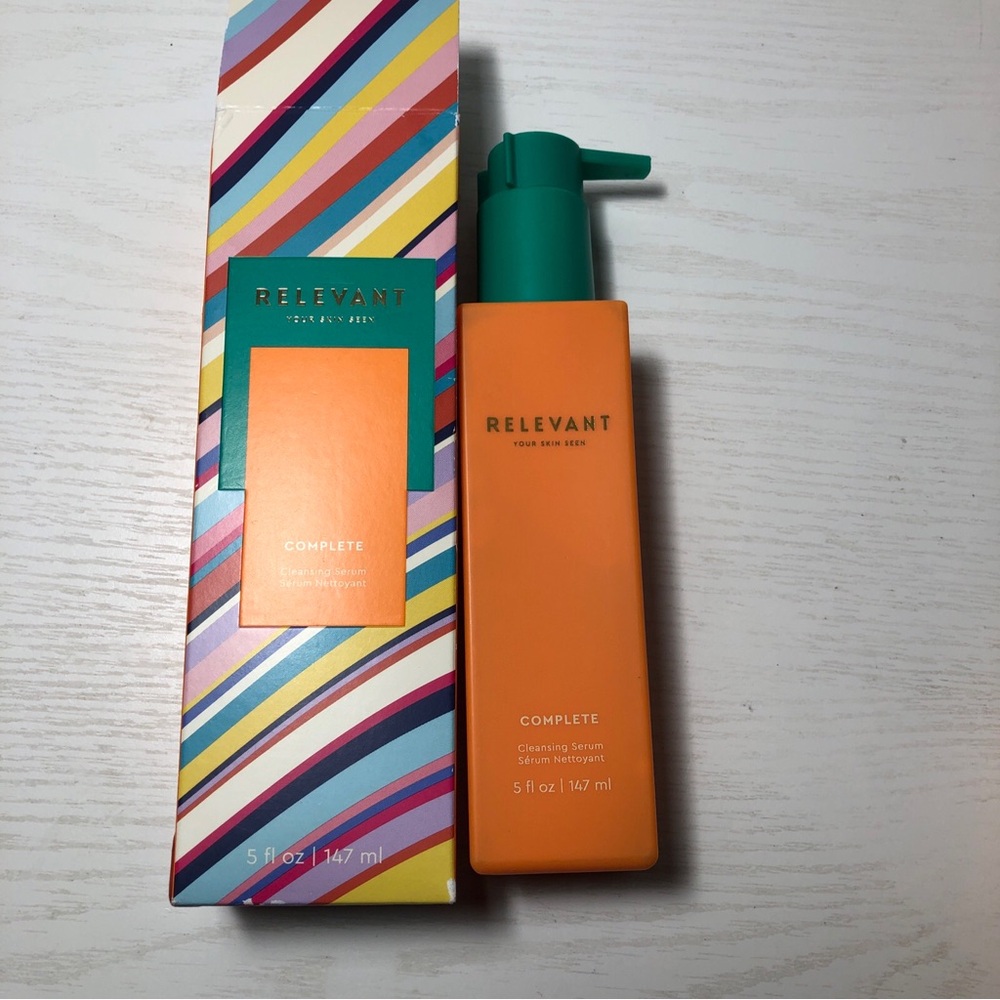 New RELEVANT: YOUR SKIN SEEN COMPLETE CLEANSING SERUM